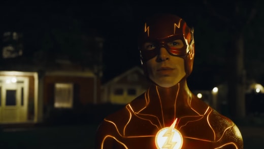 The Flash Hits the Big Screen: Movie Trailer Features Two Barry Allens, and  Huge Surprises - TV Fanatic