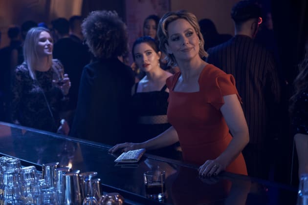 Jacqueline and Jane Meet Again - The Bold Type Season 2 Episode 1