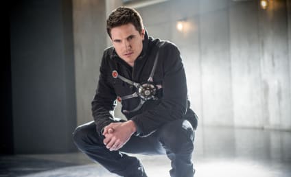 The Flash: Robbie Amell Set to Return!