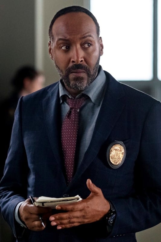 Watch season 6 of the 2025 flash