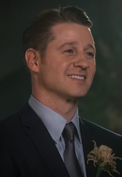 Wedded Bliss - Gotham Season 5 Episode 9