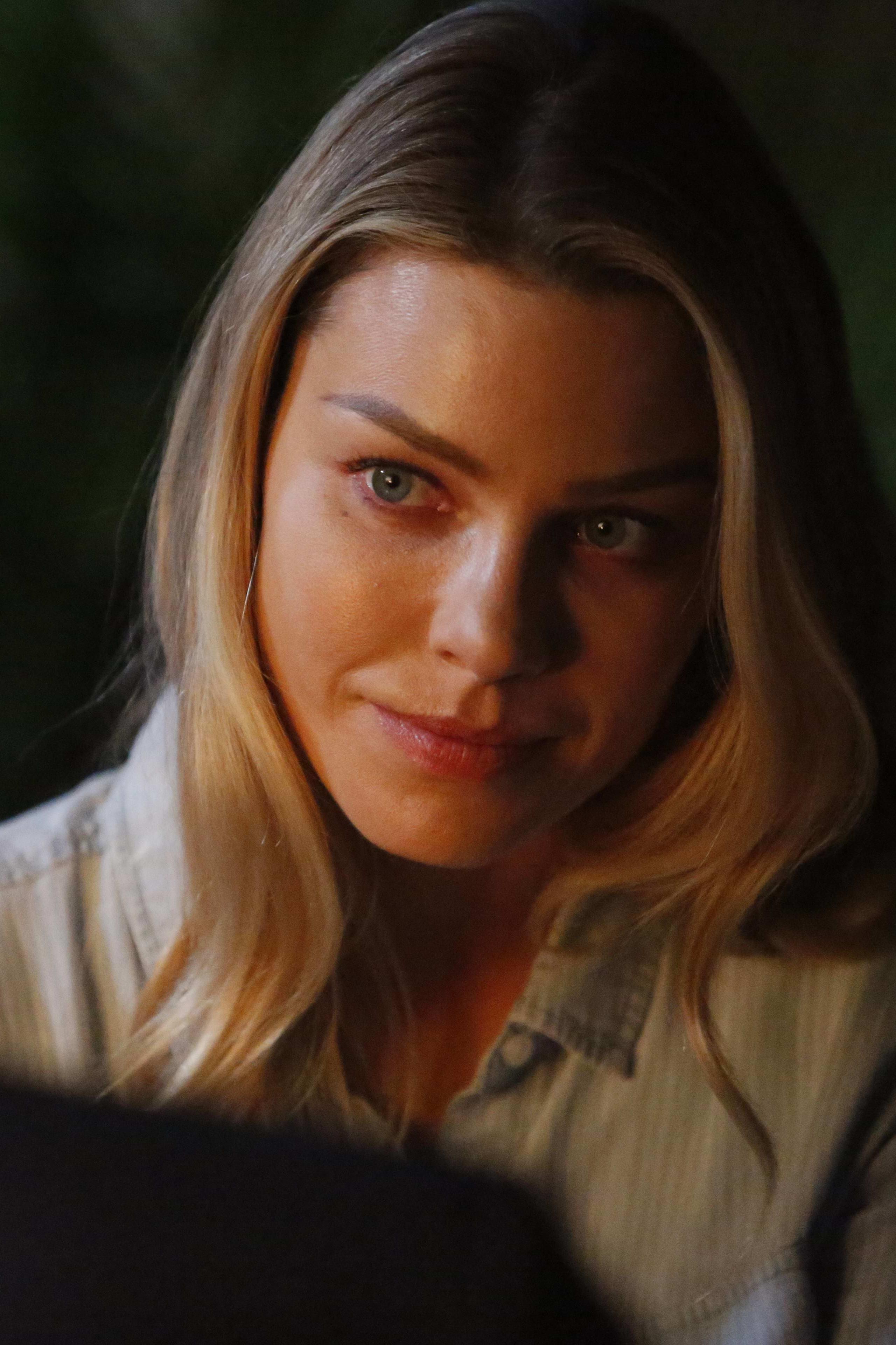 Lucifer season 2 episode 10 online on sale