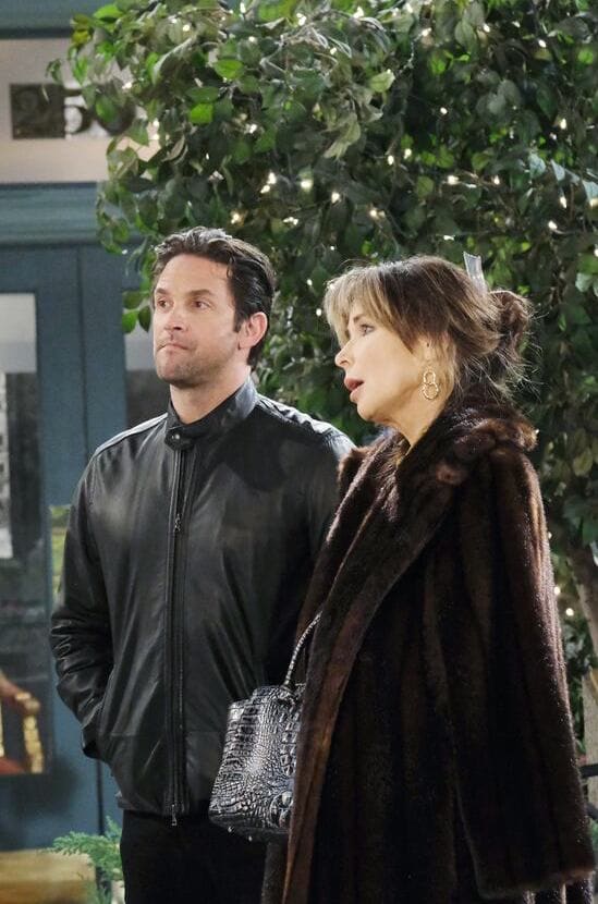 Kate Urges Chad to Come Clean/Tall - Days of Our Lives