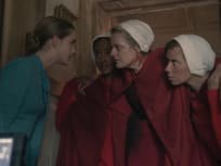 June and the other handmaids - The Handmaid's Tale Season 4 Episode 1