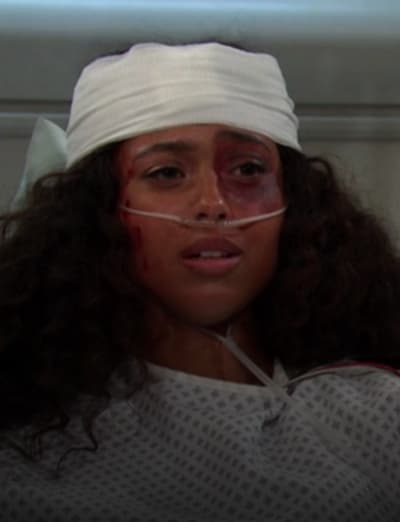 Jada Wonders if Talia Is a Victim - Days of Our Lives