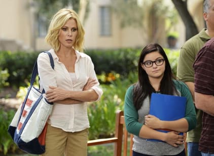 Modern family season 2 watch online on sale