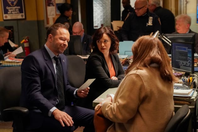 Consulting a Medium - Blue Bloods Season 9 Episode 13