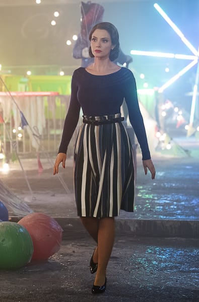 Rita at the Fair - Doom Patrol Season 2 Episode 9