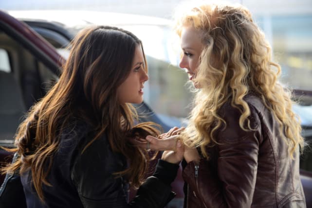 Elena vs. Liv
