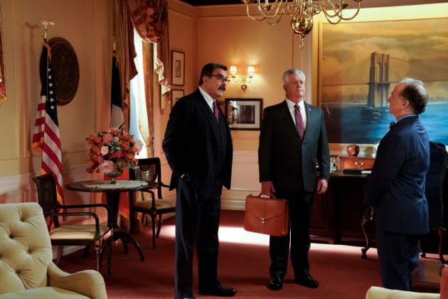 Working Together - Blue Bloods Season 8 Episode 9
