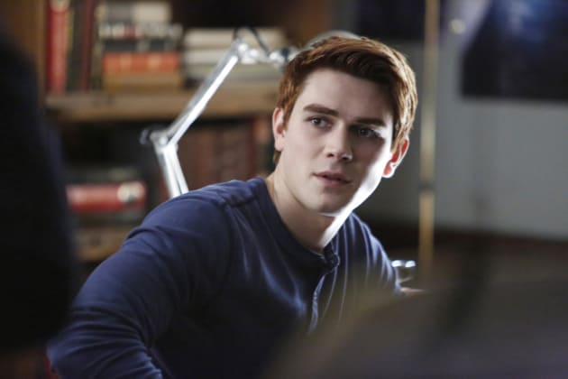 Decisions, Decisions - Riverdale Season 1 Episode 5