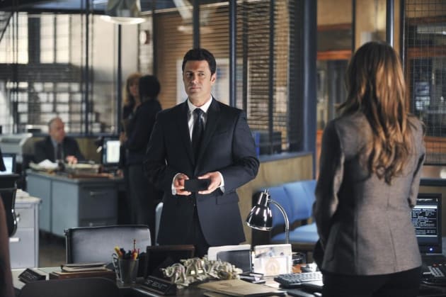 Carlos Bernard on Castle