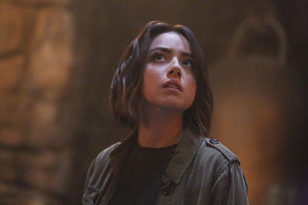 Daisy What Do You See Agents Of S H I E L D Season 3 Episode 2 Tv Fanatic Daisy What Do You See Agents Of S H I E L D Season 3 Episode 2 Tv Fanatic
