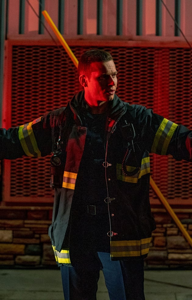 Directing Traffic - 9-1-1 Season 3 Episode 13