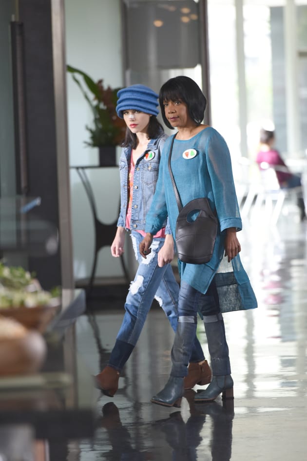 Shopping on The Orville Season 1 Episode 7