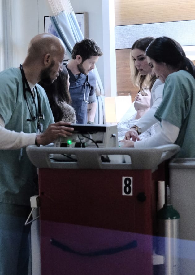 A Crowded Room - Tall - The Resident Season 3 Episode 18
