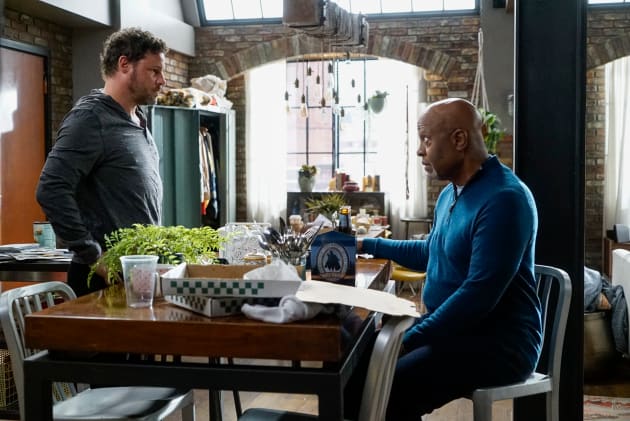 Grey's anatomy season 16 episode 1 online free clearance