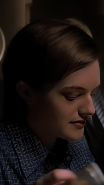 Elisabeth Moss - The West Wing (1999-2006)
