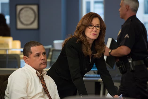 Cutting a Deal - Major Crimes