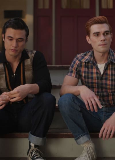 Roomies - Riverdale Season 7 Episode 19