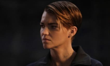 Batwoman: Ruby Rose Reacts to Javicia Leslie Taking Over Title Role 