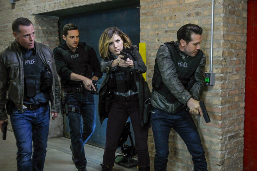 Chicago pd season 8 best sale episode 3 watch online