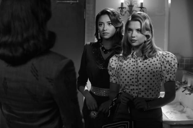 Hanna and Emily Look Stunned