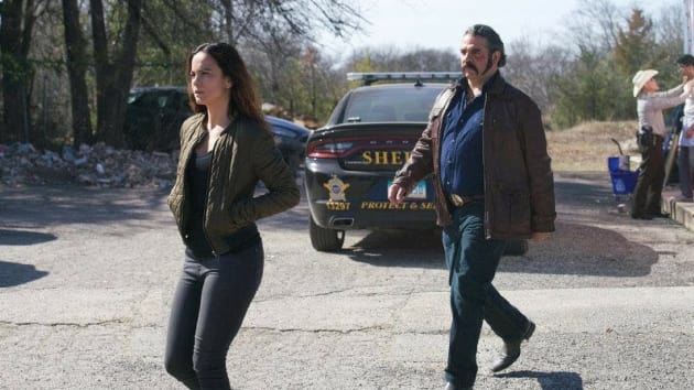 Dealing With The Sheriff Queen Of The South Tv Fanatic