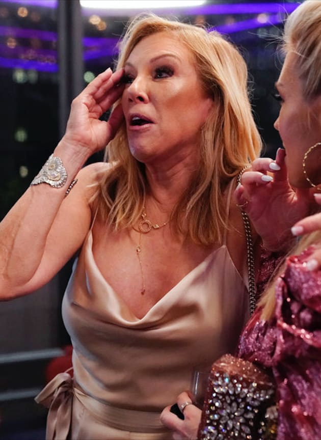 Watch real housewives of new york season discount 12
