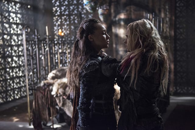 Lexa Betrays Clarke at Mount Weather - The 100