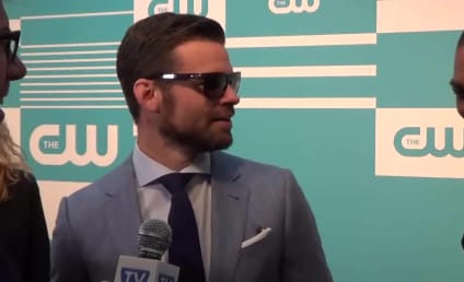 Daniel Gillies Wears Sunglasses, Reacts to Originals Finale