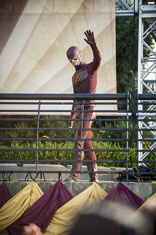 Flash season 2 episode cheap 1 online