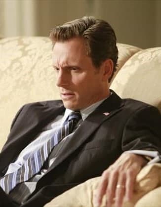 Fitz Worries - Tall - Scandal Season 2 Episode 4