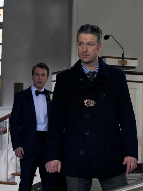 Carisi Takes the Lead - Law & Order: SVU Season 20 Episode 19