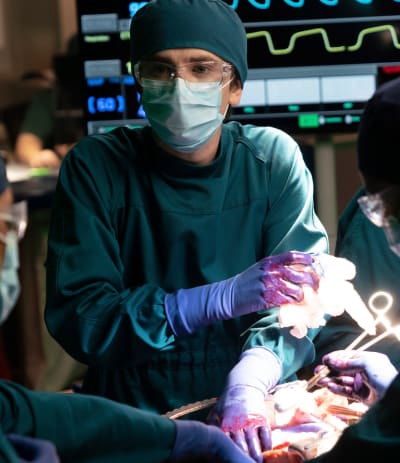 Shaun in Surgery - The Good Doctor Season 3 Episode 3