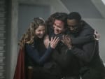 Group Hug! - Supergirl Season 2 Episode 14