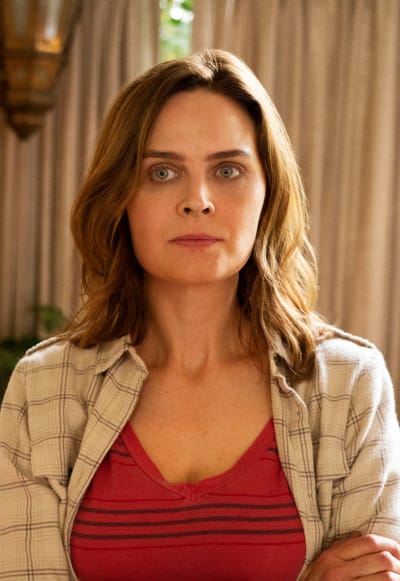Manipulative Angela - Animal Kingdom Season 4 Episode 5