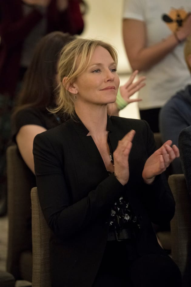 Law And Order Svu Season 21 Episode 20 Online : SVU Exclusive: Get the Scoop on NBC's Big Retrospective ... - While fin and phoebe make wedding plans, benson and rollins try to help a homeless single mother who's being trafficked in exchange for safe housing.