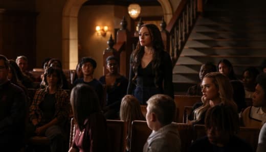 Legacies Season 4 Episode 20 Review Just Don t Be A Stranger