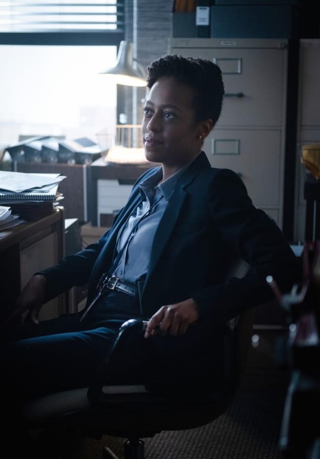 Career Opportunity - Clarice Season 1 Episode 4