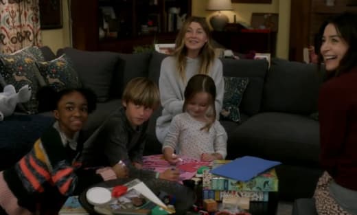 Mer Reunites with the Kids - Grey's Anatomy Season 17 Episode 15