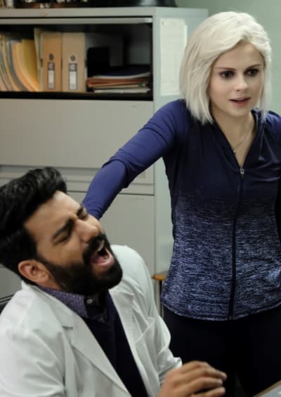 Flexing Hard - Tall - iZombie Season 5 Episode 2