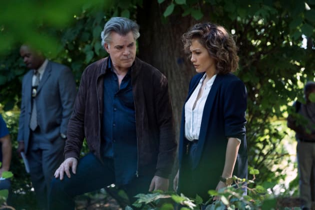 Will Woz Cover For Harlee - Shades of Blue Season 2 Episode 5