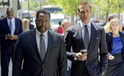 Watch Suits Online: Season 8 Episode 9