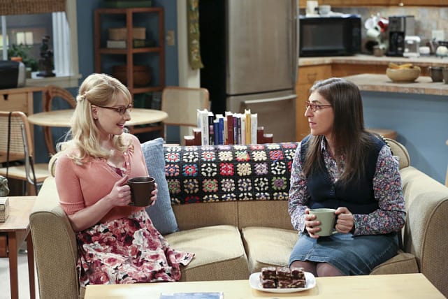 Bernadette and Amy Talk - The Big Bang Theory Season 9 Episode 10