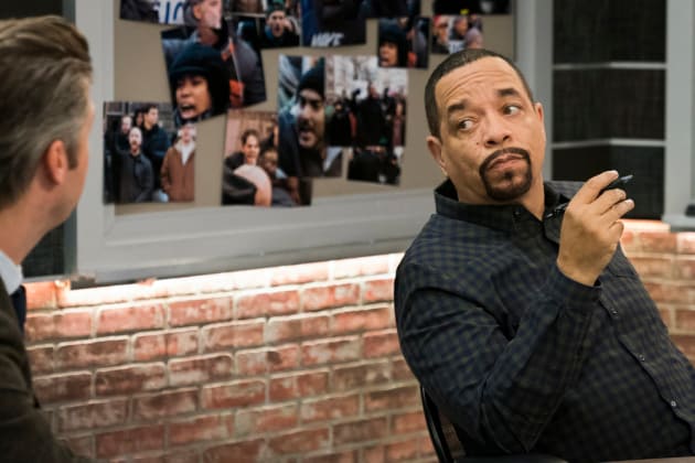 The Voice of Reason - Law & Order: SVU Season 7 Episode 12