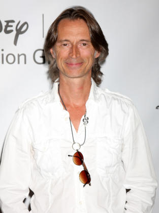 Robert Carlyle