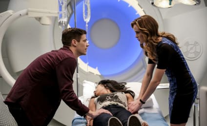 The Flash Photos: Can Caitlin Save Iris?