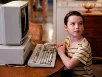 Sheldon's New Computer - Young Sheldon