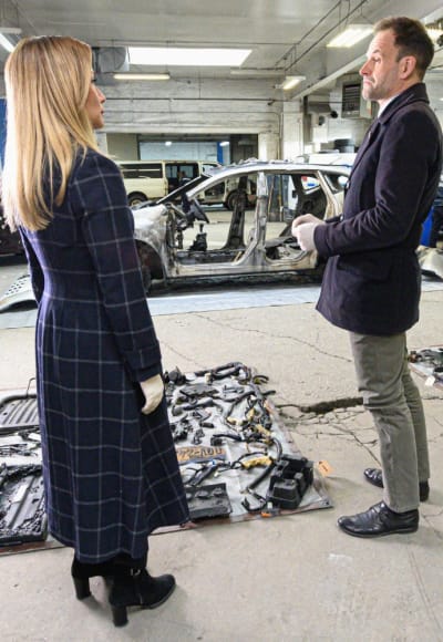 Looking for Clues. - Elementary Season 7 Episode 12